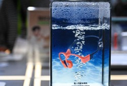 新华视点｜2025年消博会现场直击：多国企业共同开启买买买卖卖卖模式