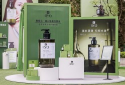 “橄榄吕”在春天亮相，UGG春夏新品焕发“高能引力”｜是日美好事物